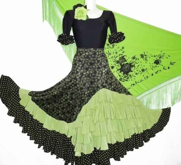 Falda de escenario para el Flamenco
